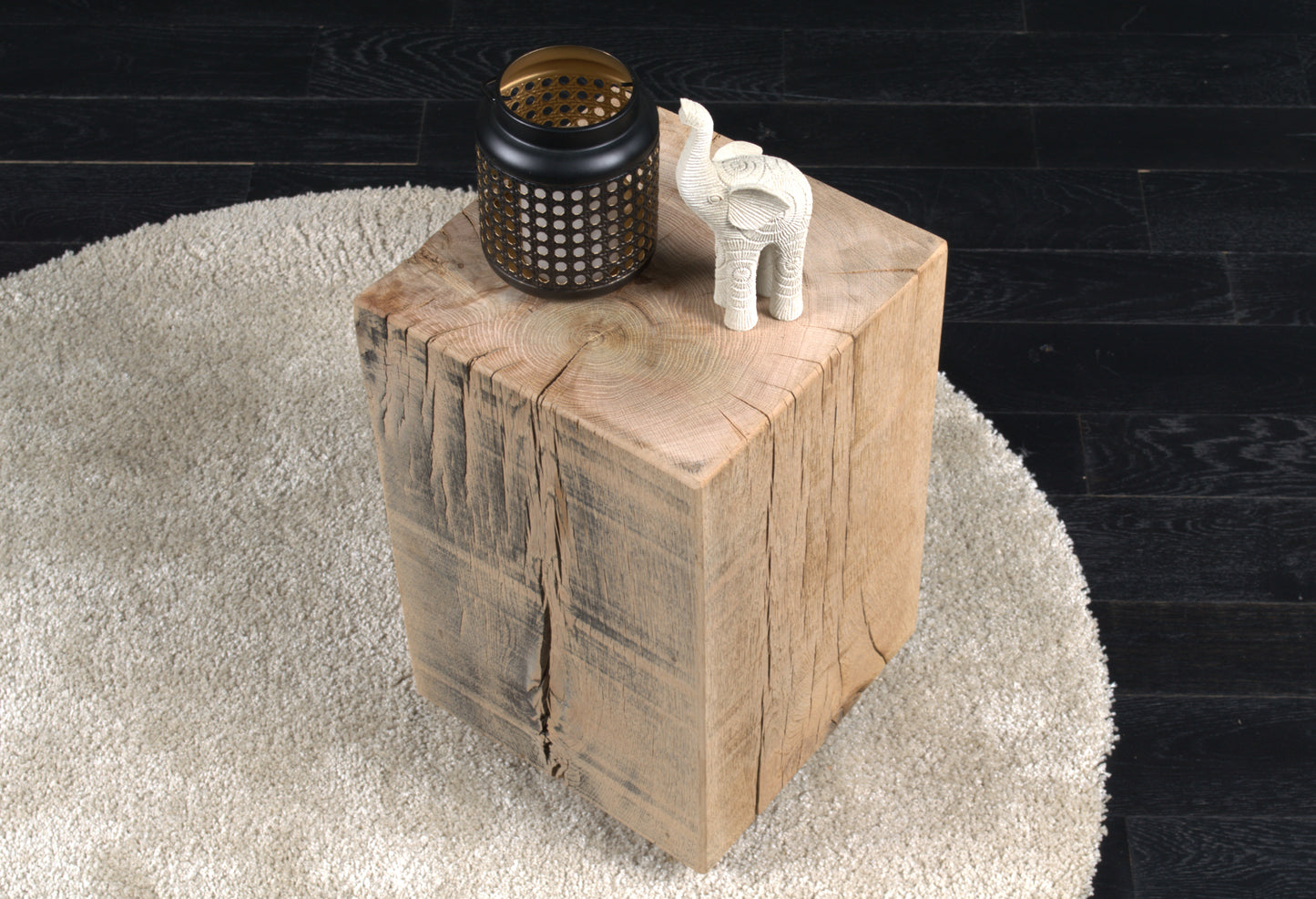 Plot décoratif artisanal en chêne massif brut 450X300X300mm (N°A117)