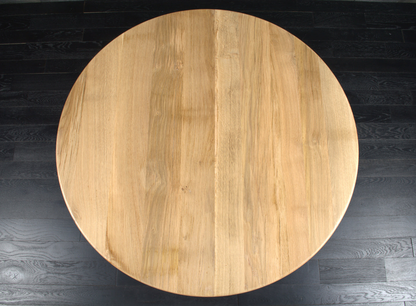 Plateau rond chêne massif diam 1100mm brossé bord droit vernis Oceanic (N°A114)