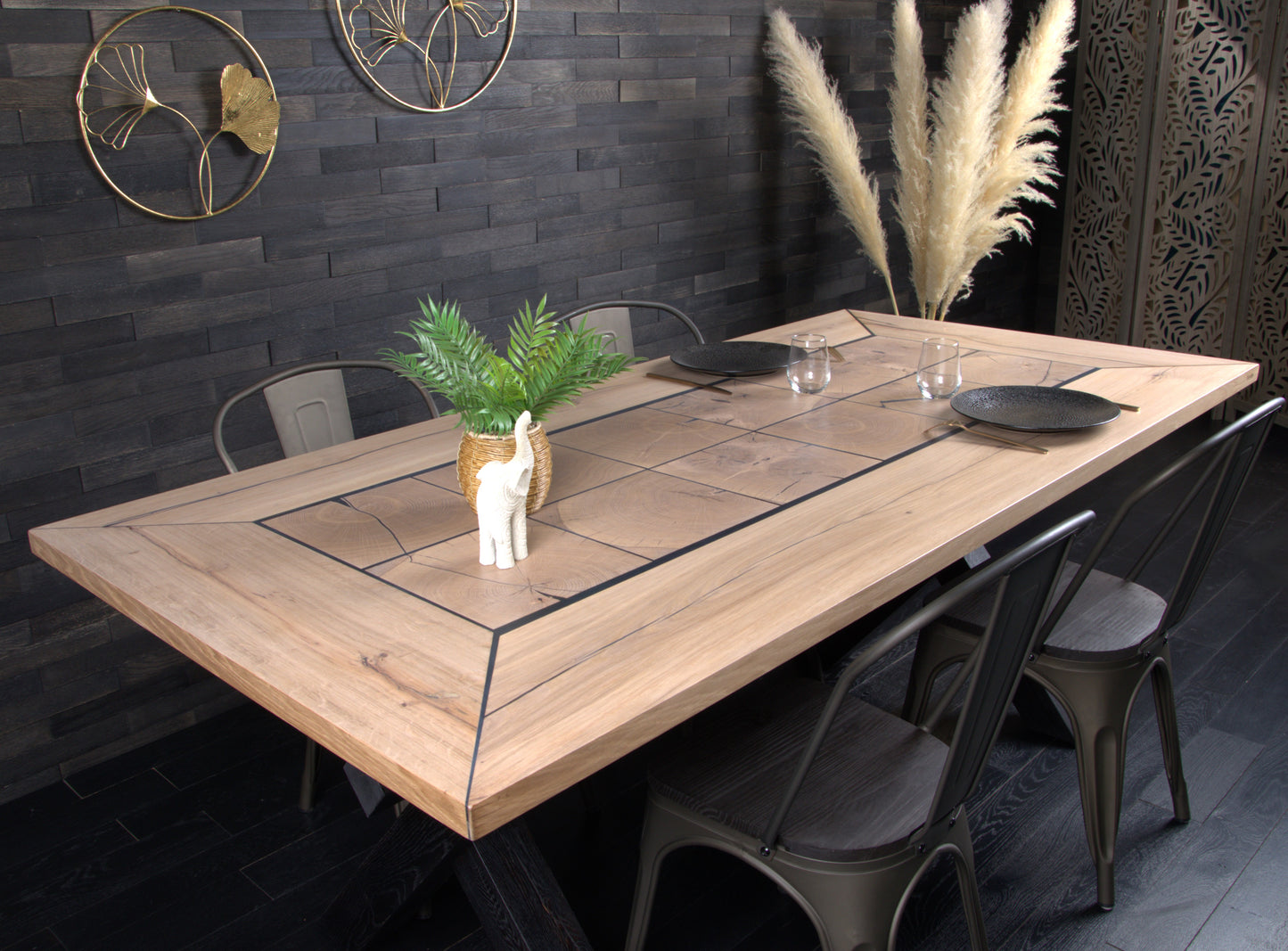 Table chêne massif 1990x990mm vernis mat résine Black Ice (N°A081)