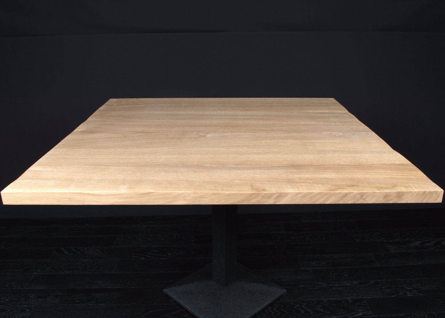 Plateau chêne brut 1200 x 1200 style INDUS' BORDS DROITS (A010)