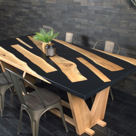 Plateau de table chêne massif 2150X1050mm résine noir bords droits vernis mat N°A138