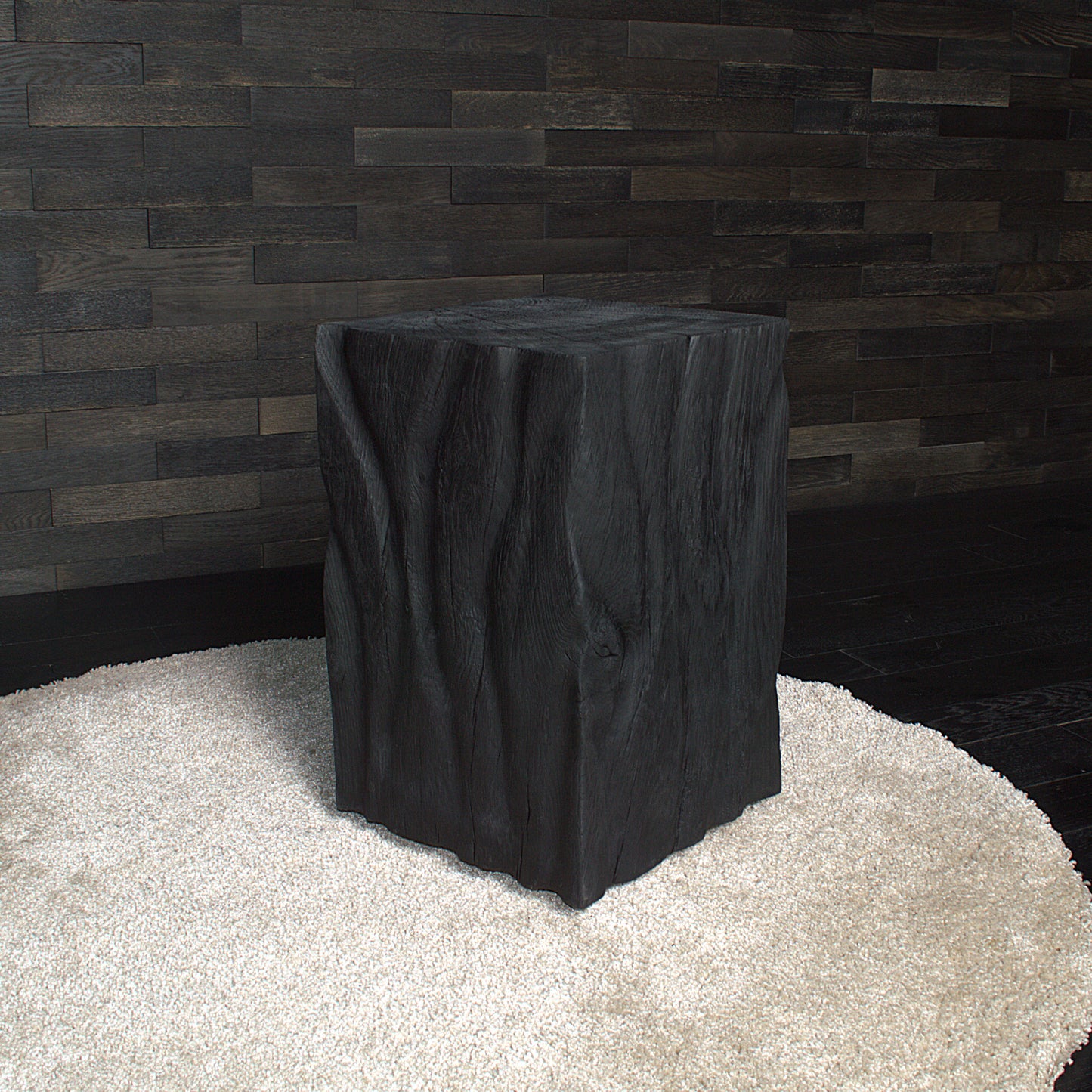 Plot décoratif artisanal en chêne massif noir  450X300X300mm N°A144