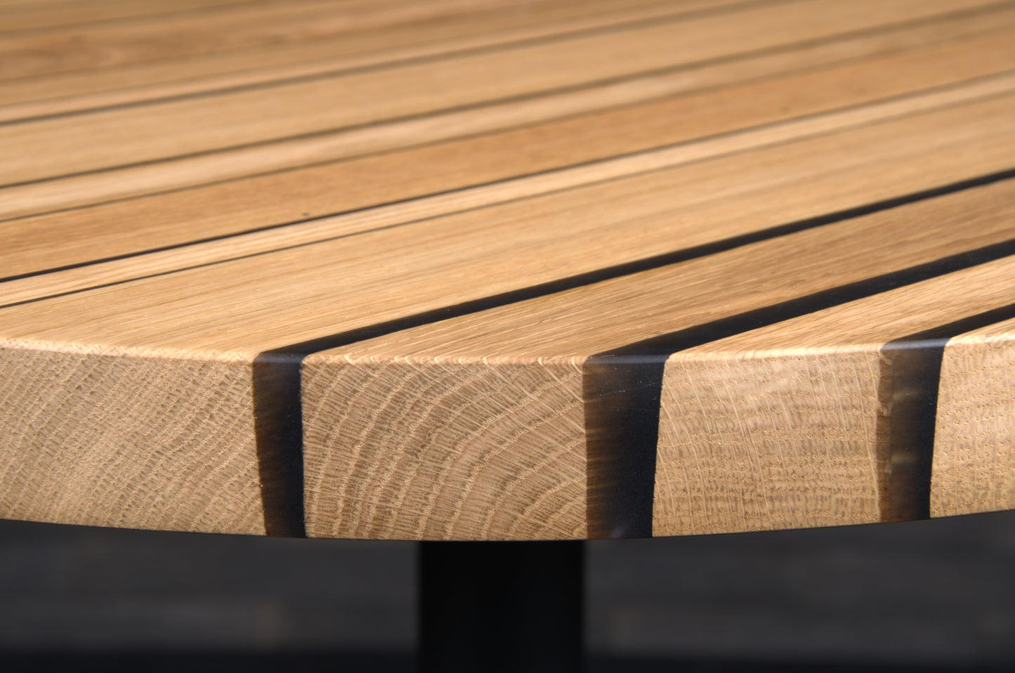 PLATEAU CHÊNE 680 MM " ESPRIT BISTROT " RESINE WET ASPHALT  (N° A072)