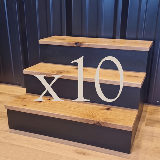 10 marches vernies ~ chêne avec noeuds